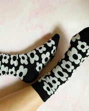 Modern Daisy Socks Set Of 2 Pairs