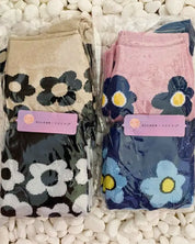 Modern Daisy Socks Set Of 2 Pairs