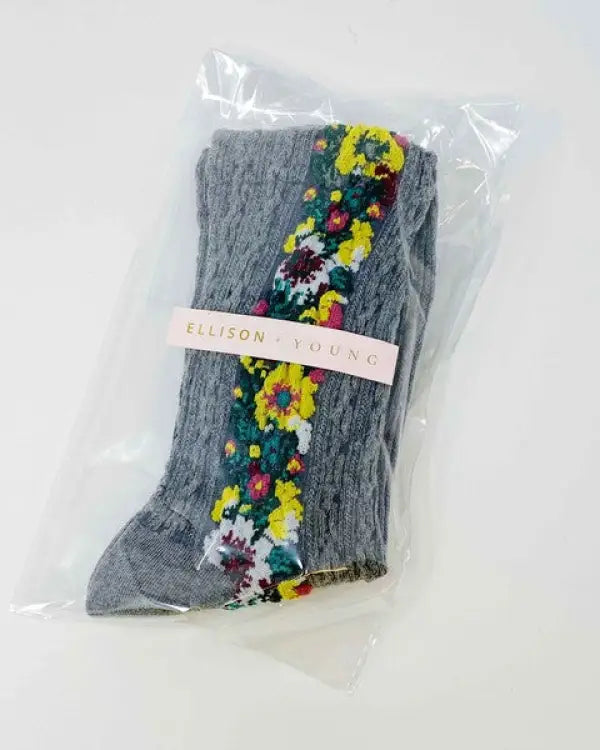 Noble Floral Beauty Socks