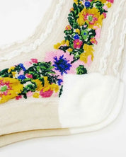 Noble Floral Beauty Socks