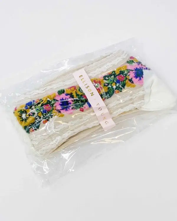 Noble Floral Beauty Socks