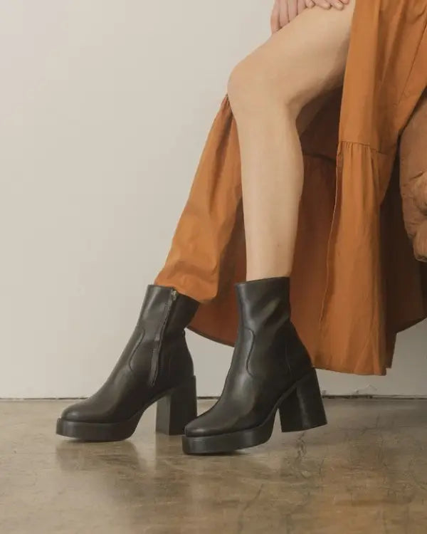 Oasis Society Alexandra - Platform Ankle Boots