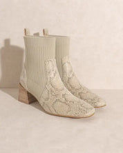 OASIS SOCIETY Geraldine - Sock Bootie SNAKE / 6