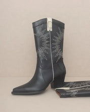 Oasis Society Halle - Paneled Cowboy Boots