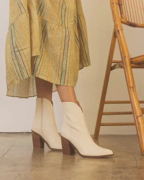 Oasis Society Harmony - Two Panel Western Booties