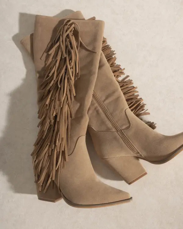 Oasis Society Out West - Knee-High Fringe Boots