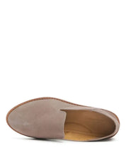 OLIWIA Classic Suede Loafers