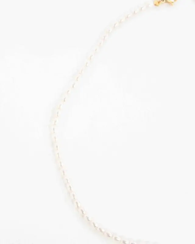 Pearl Strand Choker Necklace - OS