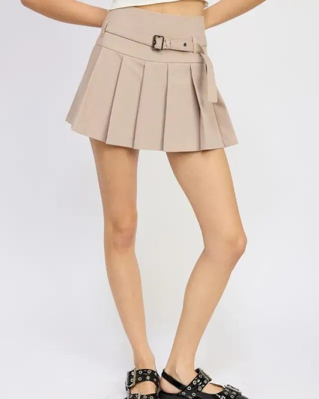 PLEATED SKORT WITH BELT