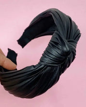 Plenty Pleats Headband - Black / OS