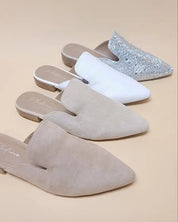 Pointed Toe Slip On Mule Flats