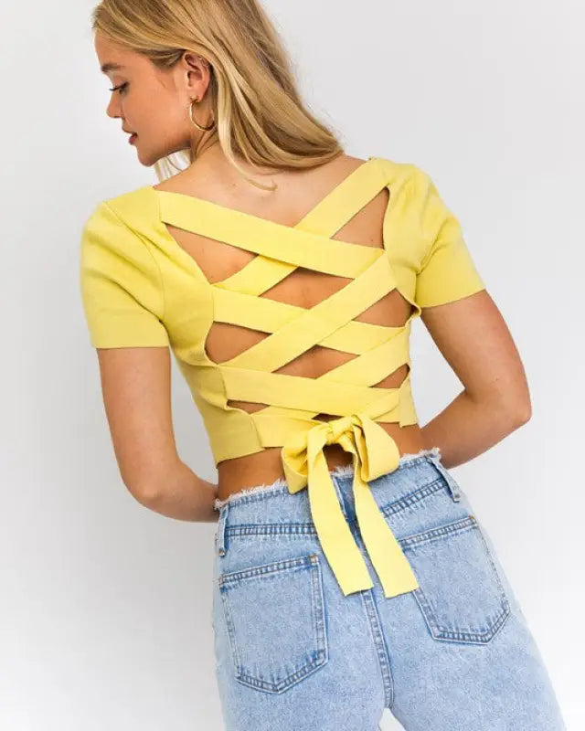 Short Sleeve Criss Cross Back Knit Top