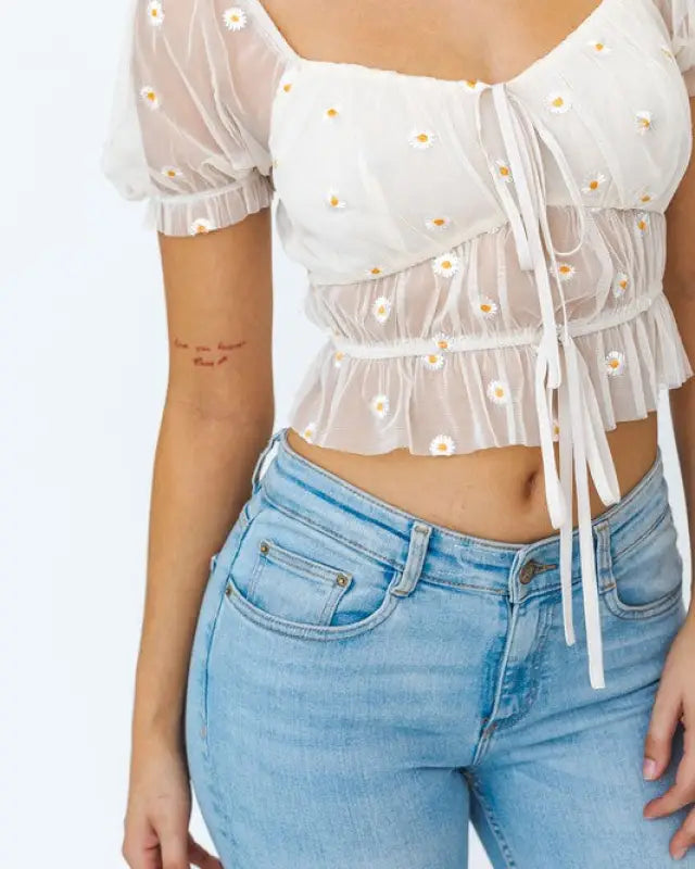 Short Sleeve Ruched Embroidery Crop Top