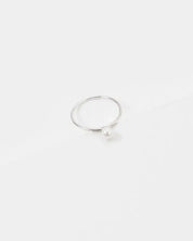 Single Pearl Ring - Silver / 5.5