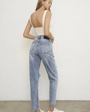 SLIM BOYFRIEND JEANS