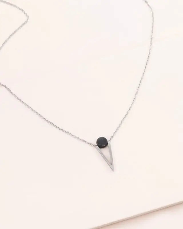 Tensly Point Stone Necklace Silver - Black / OS