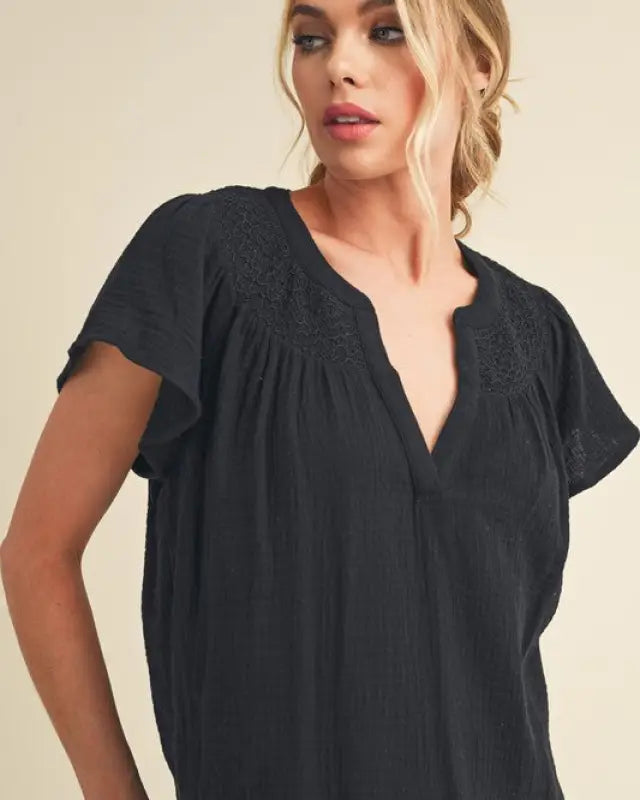 Thia Embroidered Short Sleeve Top