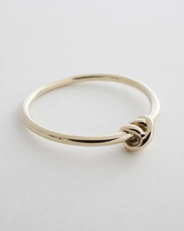 Tiny Knotted Ring - Gold-5 / 3