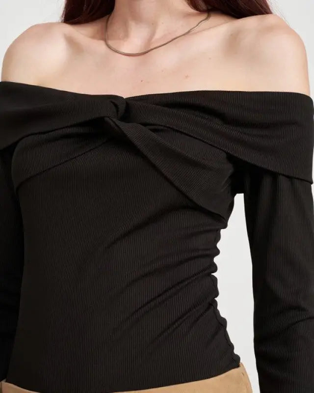 TWISTED OFF SHOULDER BODYSUIT