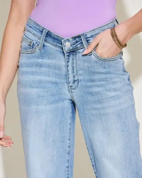 V Front Waistband Straight Leg Jeans - Jeans